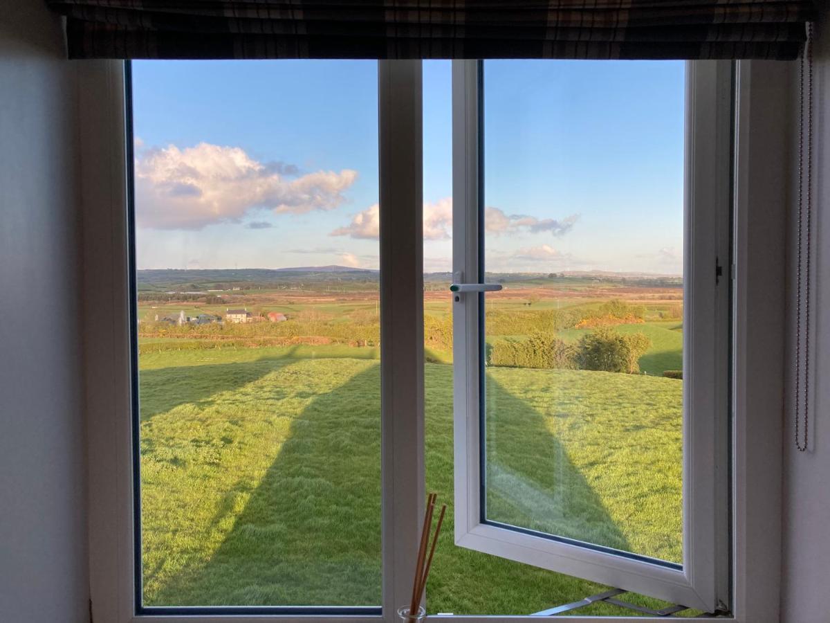 The Loft At Number 84 Lägenhet Ballymena Exteriör bild